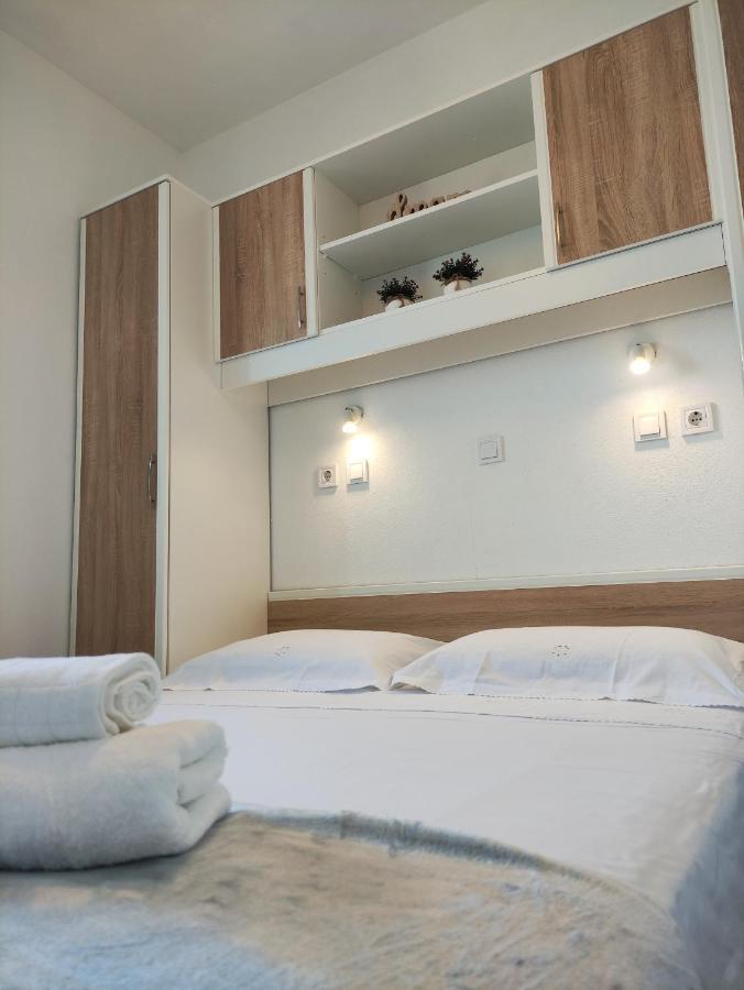 Secluded Holiday Home Heritage 포스티라 외부 사진